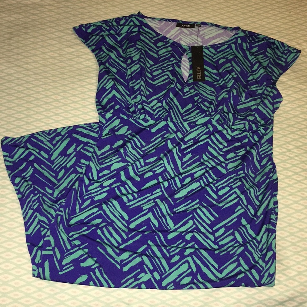 Knee length form fitting dress blue and teal